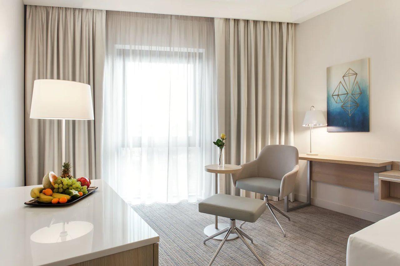 คอร์ตยาร์ด วิลนิอุส ซิตี้เซ็นเตอร์ Hotel วิลนีอุส ภายนอก รูปภาพ