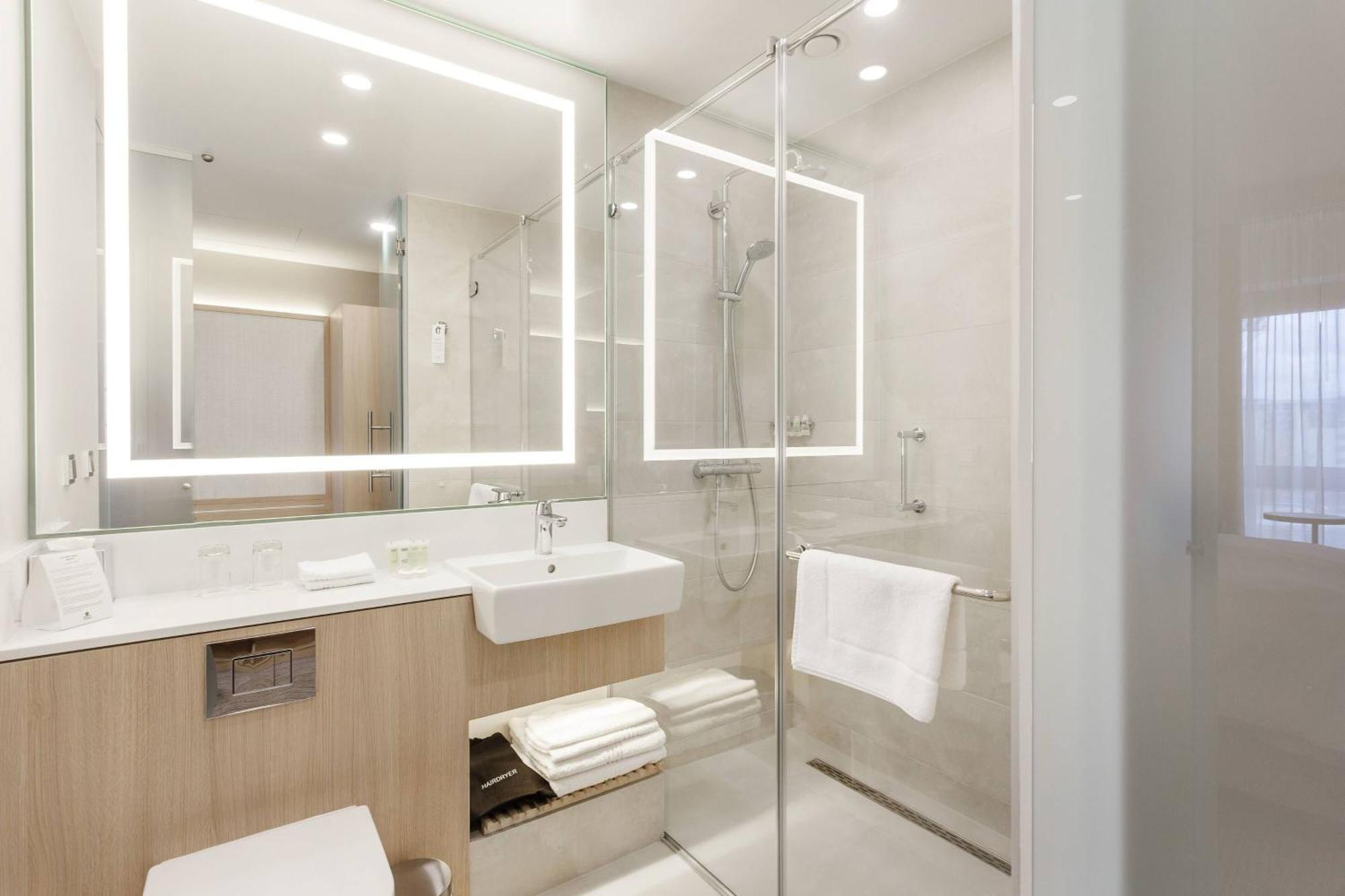 คอร์ตยาร์ด วิลนิอุส ซิตี้เซ็นเตอร์ Hotel วิลนีอุส ภายนอก รูปภาพ