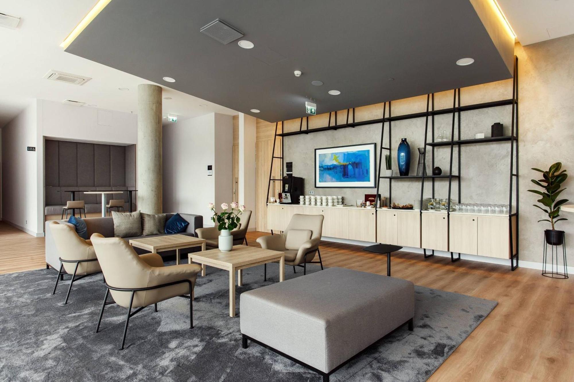 คอร์ตยาร์ด วิลนิอุส ซิตี้เซ็นเตอร์ Hotel วิลนีอุส ภายนอก รูปภาพ
