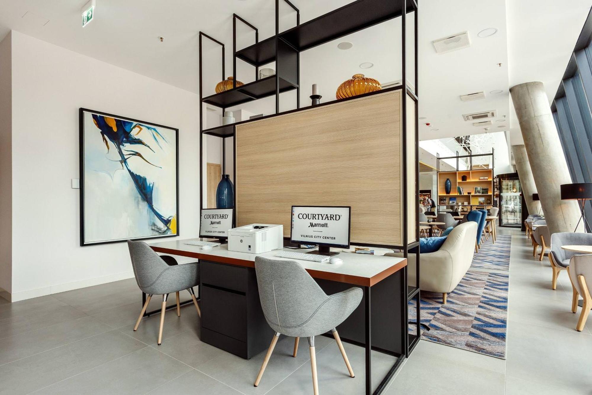 คอร์ตยาร์ด วิลนิอุส ซิตี้เซ็นเตอร์ Hotel วิลนีอุส ภายนอก รูปภาพ